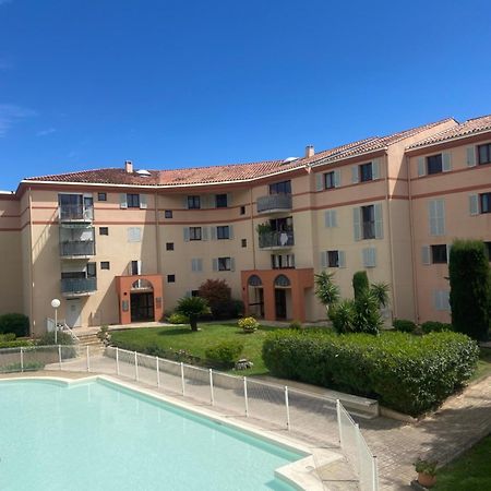 Residence Ste Croix Fréjus Exteriér fotografie