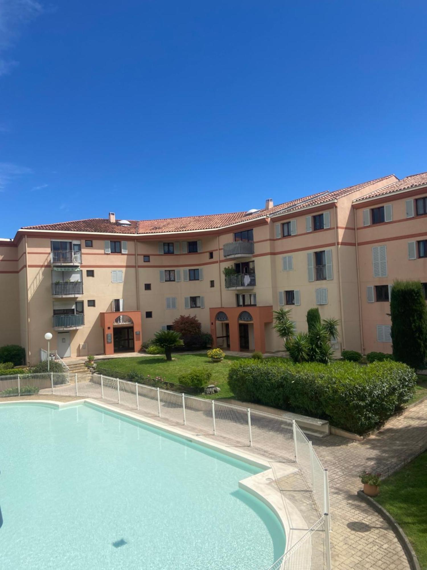 Residence Ste Croix Fréjus Exteriér fotografie